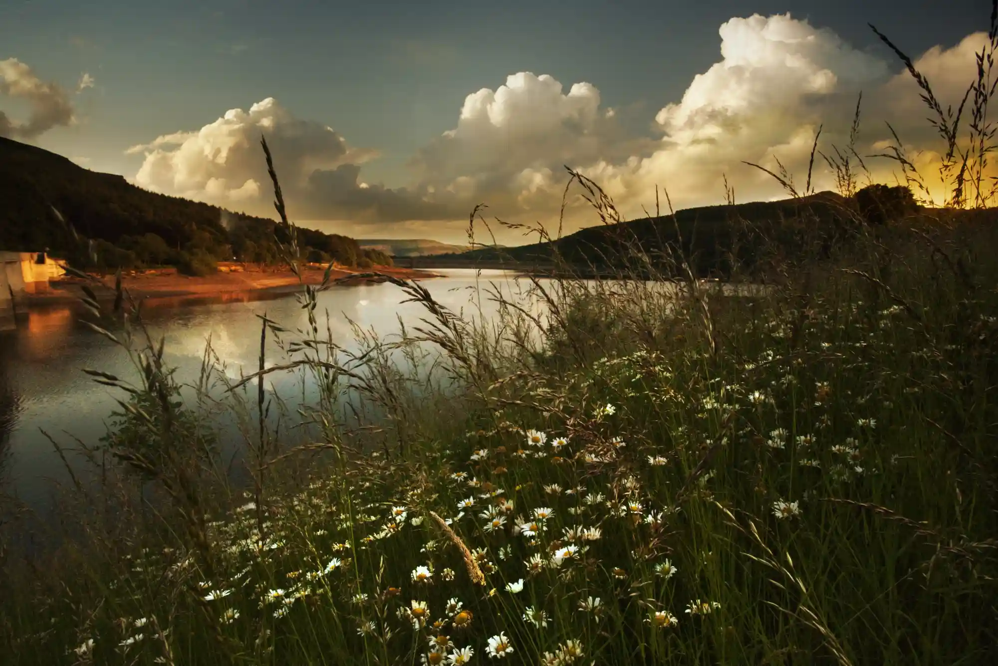 scenery-sunset-river-ladybower-reservoir-derbyshire-england scenery-sunset-river-ladybower-reservoir-derbyshire-england